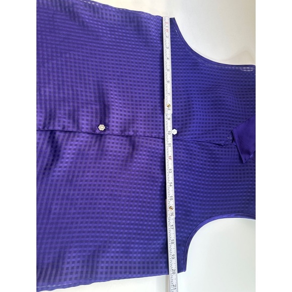 Victorias Secret Sheer Button Down Sleeveless Top - Picture 9 of 9